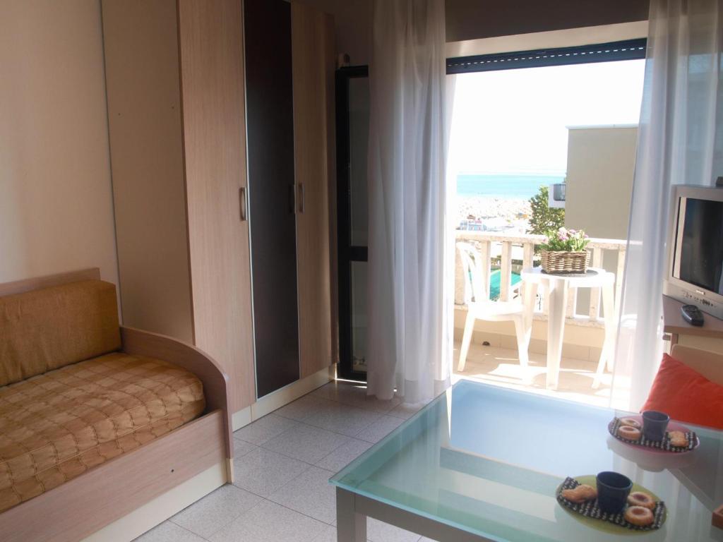Residence Internazionale Rimini Bagian luar foto